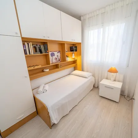 Apartment Homeholidaysrentals Bluemar-costa Barcelona Pineda de Mar