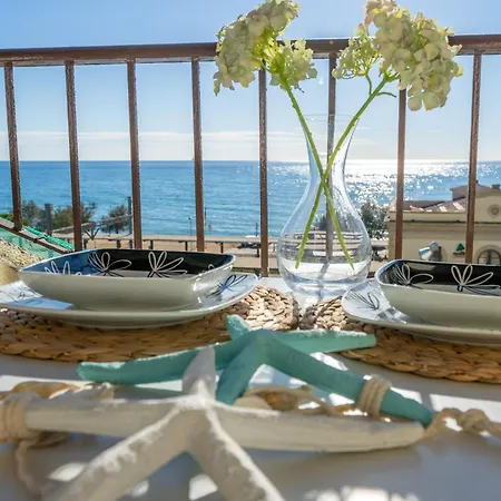 Homeholidaysrentals Bluemar-costa Barcelona Pineda de Mar
